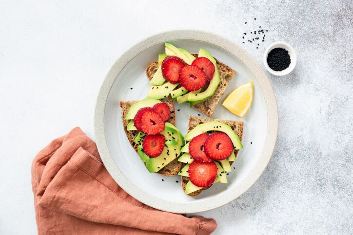 7 idee per una colazione con l’avocado