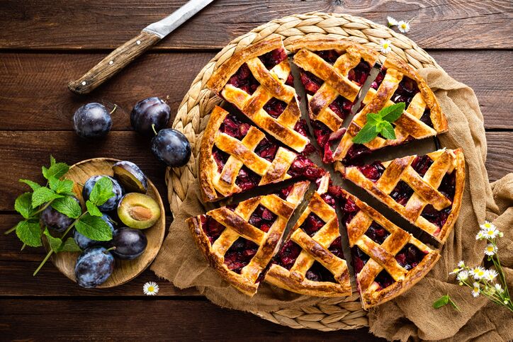 La ricetta della crostata con marmellata di prugne: perfetta per colazione