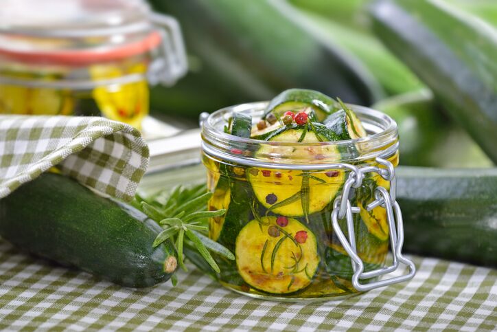 Le zucchine sott&#8217;olio con la ricetta della nonna