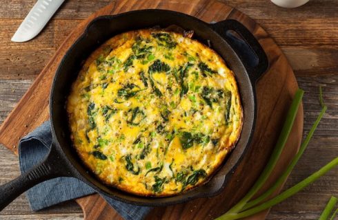 Frittata gorgonzola e spinaci: la ricetta di Cotto e Mangiato