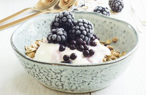 10 ricette con lo yogurt greco per la colazione
