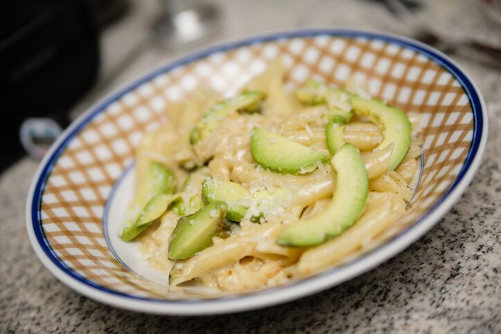 Strozzapreti avocado e zucchine, la ricetta di Benedetta Parodi