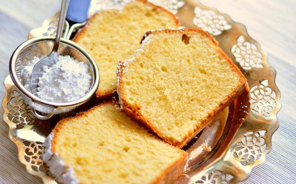 Torta con mandorle e fichi secchi, la ricetta