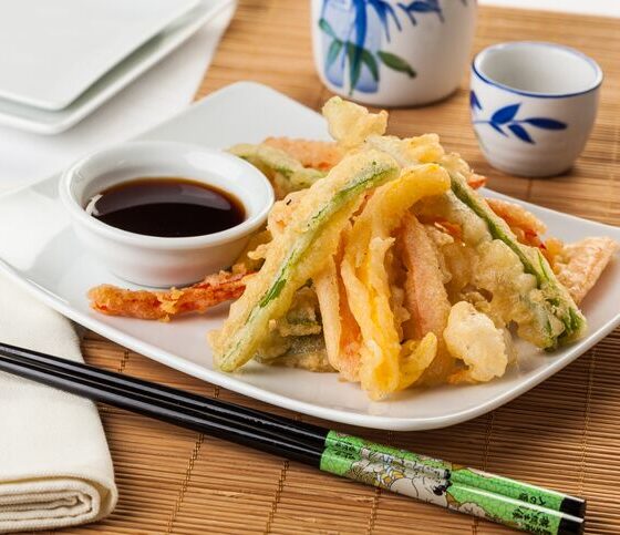 Tempura di zucchine e carote, la ricetta per l'antipasto