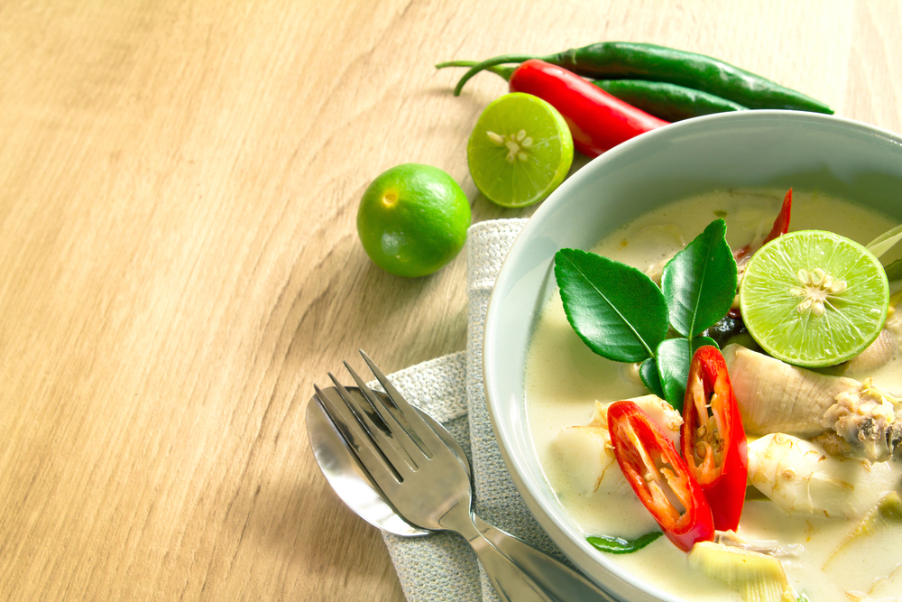 Zuppa Di Pollo Al Cocco alla Thailandese