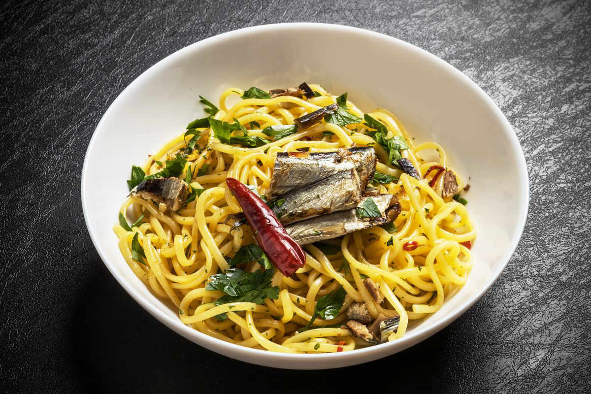 Tagliolini al burro con alici e limone: la ricetta di chef Marco Bottega