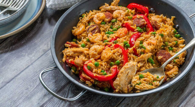 Paella di pollo: la ricetta Valeciana originale