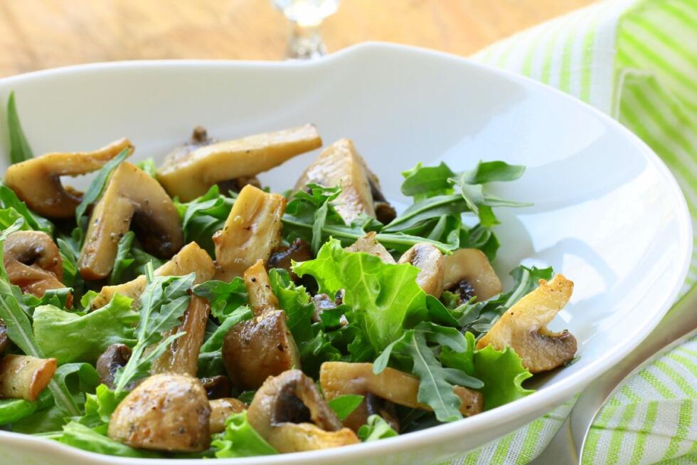 Insalata di spinaci, funghi e castagne | Gustoblog