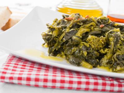 Cime di rapa e patate in padella, il contorno veloce