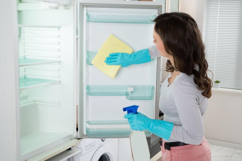 come pulire il frigorifero