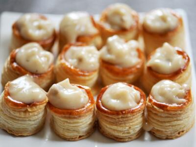 Vol au vent di San Valentino con cuore cremoso