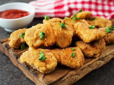 La ricetta dei Nuggets di pollo fatti in casa