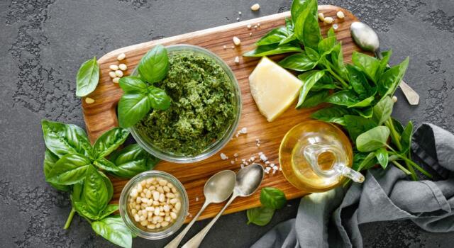 Pesto alla genovese con il Bimby: ecco come prepararlo