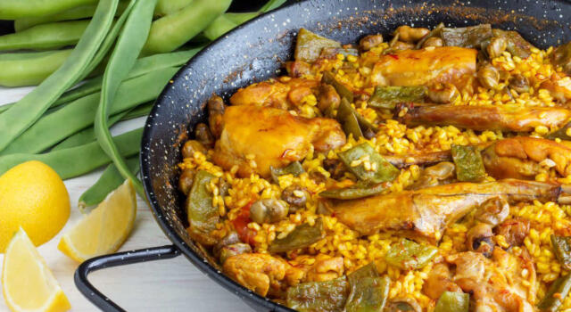 Paella valenciana: tutto quello che c&#8217;è da sapere sul piatto