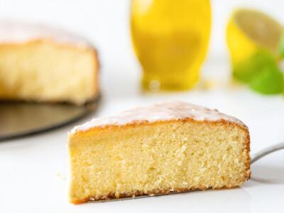 Torta allo zafferano, gialla come il sole