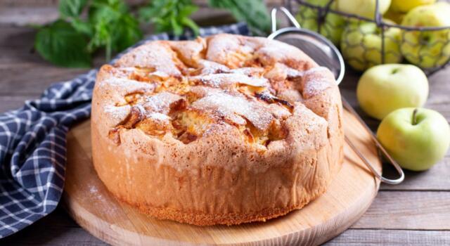 Torta di mele in friggitrice ad aria, la ricetta facile