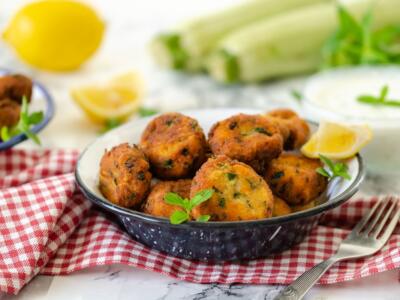 Polpette di zucchine e ricotta, la ricetta gustosa