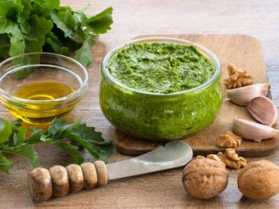 Pesto di rucola e noci