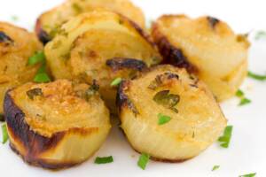 In cucina con Friggy: che buone le cipolle gratinate in friggitrice ad aria