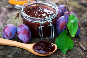 Marmellata di susine: la ricetta della confettura fatta in casa