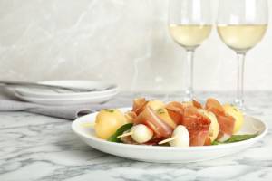 Antipasti freddi: 10 ricette sfiziose perfette per l'estate