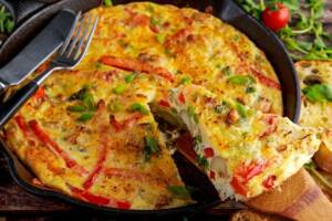 In cucina con Friggy: la ricetta della frittata di peperoni in friggitrice ad aria