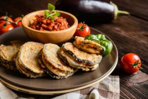 In cucina con Friggy non potevano mancare le cotolette di melanzane in friggitrice ad aria!