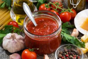 In cucina con Friggy: si può fare il sugo al pomodoro in friggitrice ad aria?