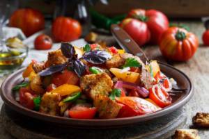 Panzanella: la ricetta della tradizione toscana