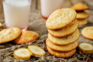 Biscotti alla banana con farina di riso: deliziosi e senza glutine!