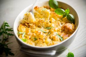 In cucina con Friggy: un contorno light? Il cavolfiore gratinato in friggitrice ad aria