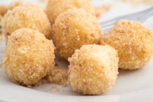 In cucina con Friggy: come si preparano le polpette di ricotta in friggitrice ad aria