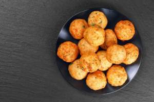 Polpette di pane: ecco come preparare questo goloso finger food