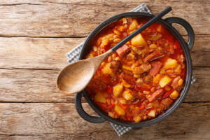 Zastoch, la zuppa di patate, zucca e fagioli tipica triestina
