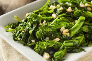 Broccoli di Natale: la ricetta facile e veloce del contorno