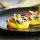 Deliziosi crostoni di polenta con radicchio rosso saltato