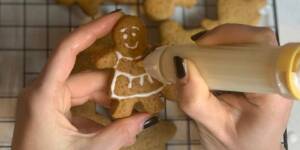 Non è Natale senza i gingerbread, gli omini di pan di zenzero speziati