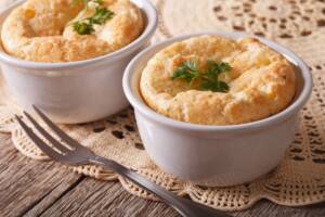 Soufflè di patate e topinambur: un delizioso piatto senza glutine