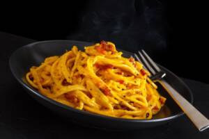 Carbonara alla ‘nduja, un primo piatto piccante e delizioso