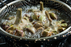 Carciofi alla romana: un irresistibile piatto della tradizione laziale