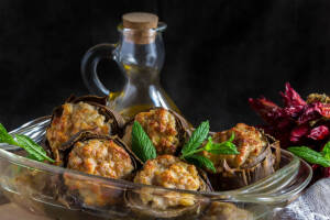 Carciofi ripieni al forno, che delizia!