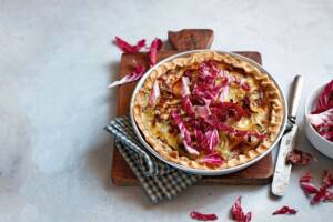 Torta salata radicchio e taleggio, un connubio perfetto