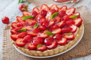 Crostata di fragole: deliziosa, fresca e facile da preparare