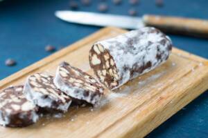 Salame di cioccolato senza glutine: un dolce veloce e facilissimo