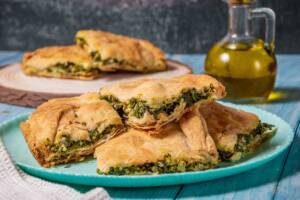 Spanakopita: prepariamo la torta greca salata