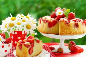 Torta di fragole in friggitrice ad aria, una ricetta deliziosa