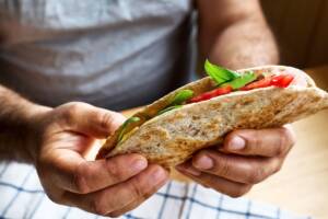 Come fare la piadina romagnola fatta in casa: semplicemente deliziosa!