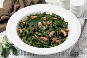 Irresistibili spatzle agli spinaci con speck