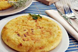 Torta di patate in padella, un secondo piatto che piace a tutti