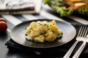 Insalata di patate al verde